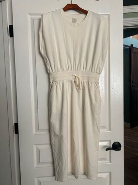 CALIA by Carrie Underwood Cream Drawstring Midi Dress